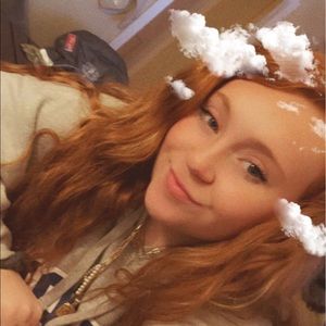 Meet your Posher, Alyssa